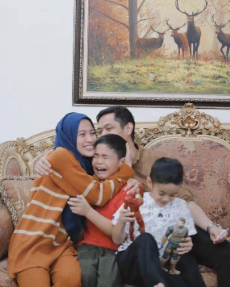 Instagram.com/@ichasoebandono